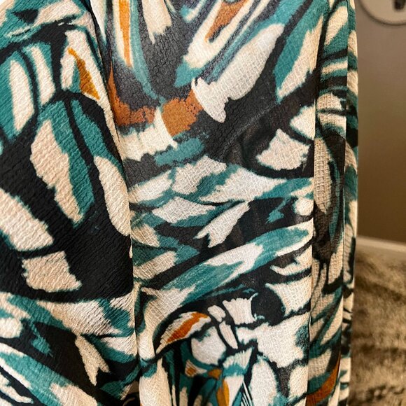 Anthropologie Flutter Sleeve Lace Wrap Top, Size S - Picture 4 of 6